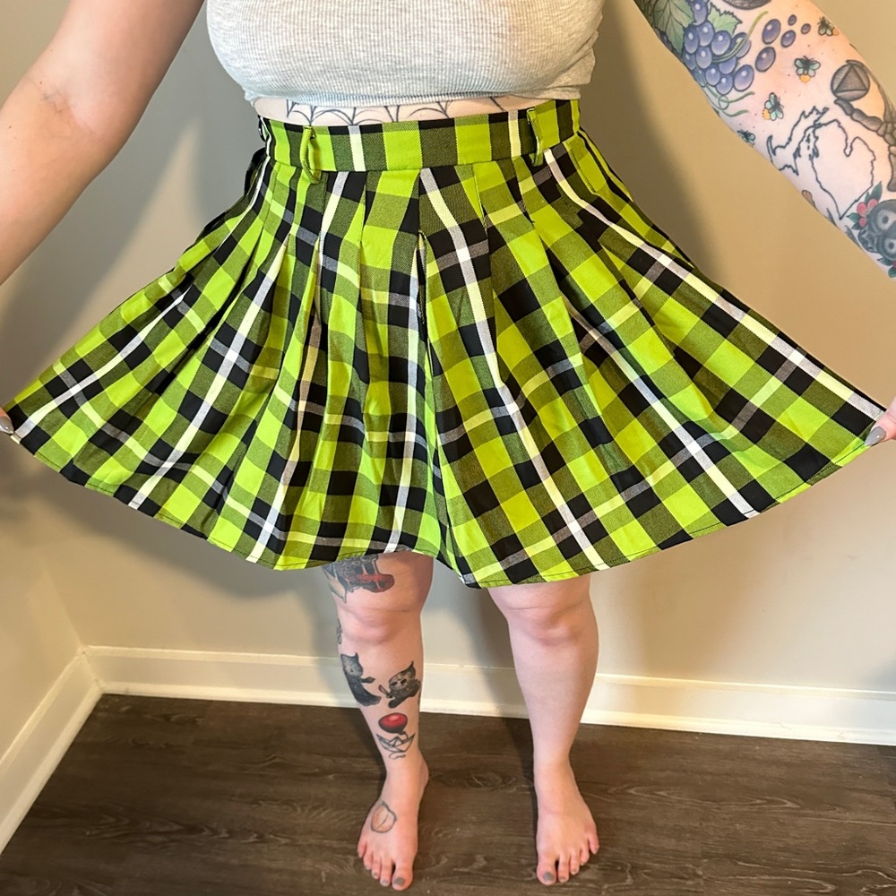 NWOT Unique Vintage Lime Green Plaid Skirt